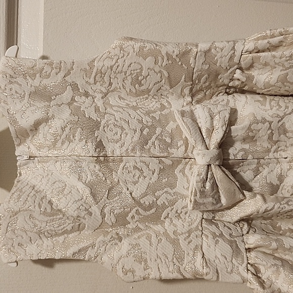 Formal Dress - Picture 4 of 4